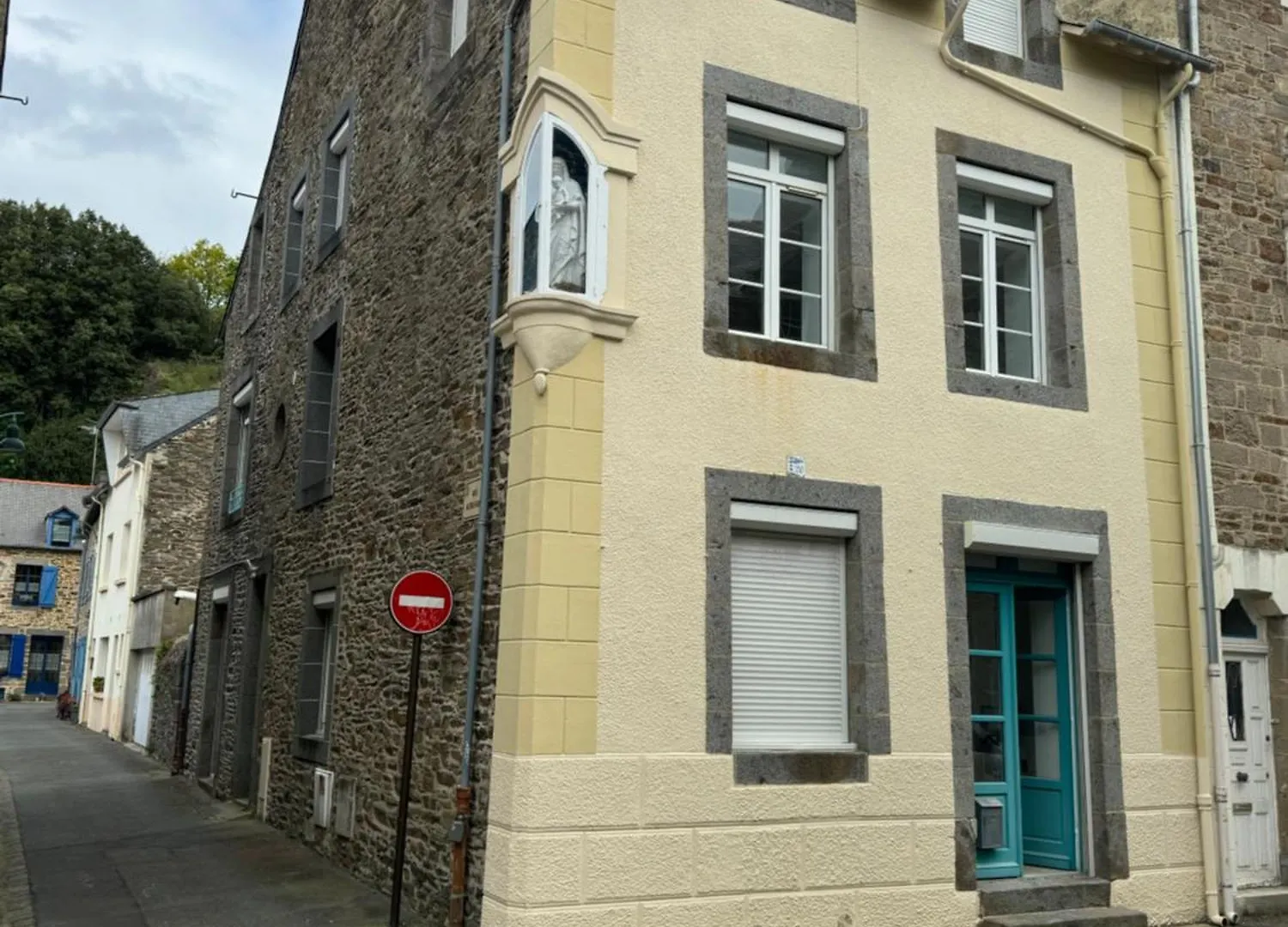 T2 Rez-De-Chaussee, Le Victor Hugo Cancale