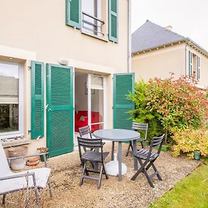  Ferienhaus Les Rochettes